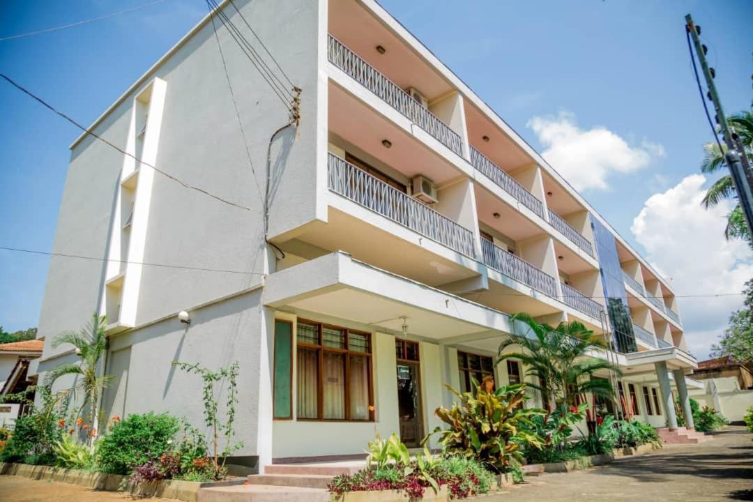 Kilimanjaro Crane Hotel Moshi Eksteriør billede